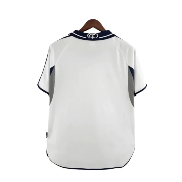 Camisola Real Madrid Retrô 00/01 - Branco - Image 2